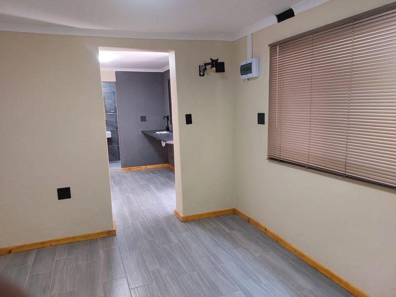 1 Bedroom Property for Sale in Panorama Western Cape